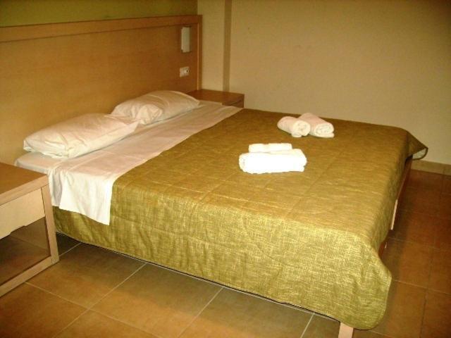 Tzevenos Hotel Apts Corfu  Room photo